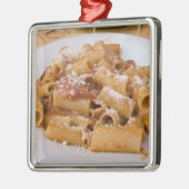 Italien, Positano. Display Platte der rigatoni. Ornament Aus Metall (Links)