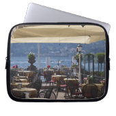 Italien, Provinz Como, Bellagio. Café am See. Laptopschutzhülle (Vorderseite)