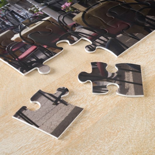 Italien, Provinz Como, Bellagio. Café am See. Puzzle (Seite)