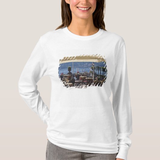 Italien, Provinz Como, Bellagio. Café am See. T-Shirt (Vorderseite)