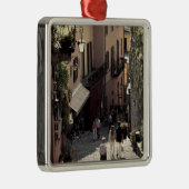 Italien, Provinz Como, Bellagio. Salita 2 Silbernes Ornament (Rechts)