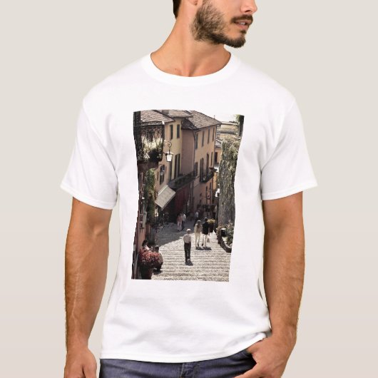 Italien, Provinz Como, Bellagio. Salita 2 T-Shirt (Vorderseite)