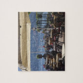 Italien, Provinz Como, Bellagio. Seecafé. Puzzle (Vertikal)