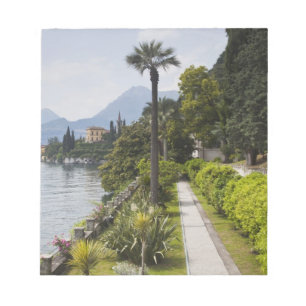 Italien, Provinz Lecco, Varenna. Villa Monastero, Notizblock