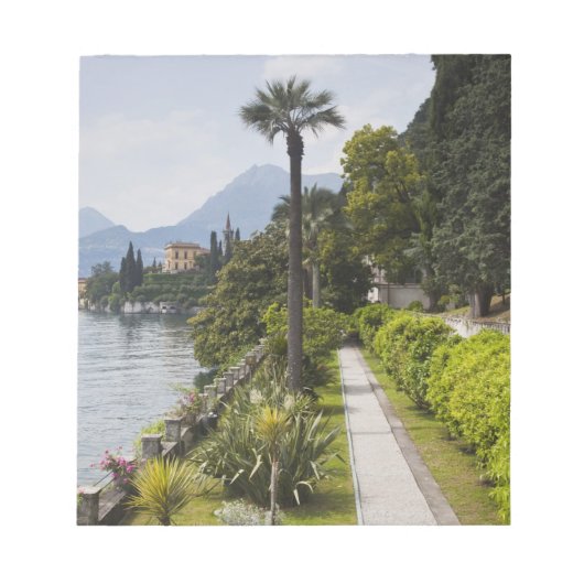 Italien, Provinz Lecco, Varenna. Villa Monastero, Notizblock (Vorderseite)