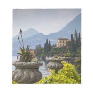 Italien, Provinz Lecco, Varenna. Villa Monastero, Notizblock