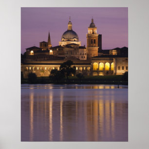 Italien, Provinz Mantua, Mantua. Stadtsicht und 2 Poster