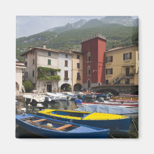 Italien, Provinz Verona, Malcesine. Cassone alt 2 Magnet