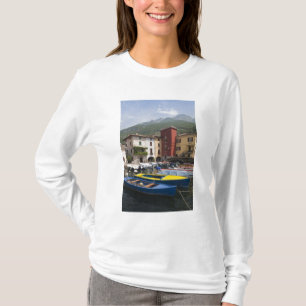 Italien, Provinz Verona, Malcesine. Klasse alt 2 T-Shirt