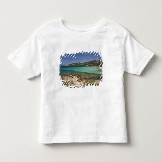 Italien, Sardinien, Baja Sardinien. Resort Strand. Kleinkind T-shirt (Vorderseite)