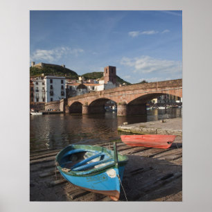 Italien, Sardinien, Bosa. Aussicht auf die Stadt e Poster