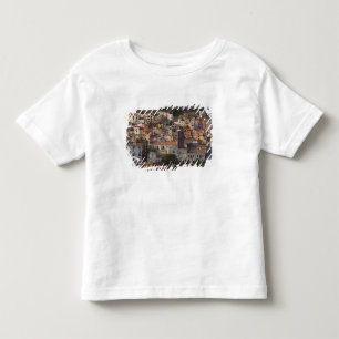 Italien, Sardinien, Bosa. Stadtansicht mit Castell Kleinkind T-shirt