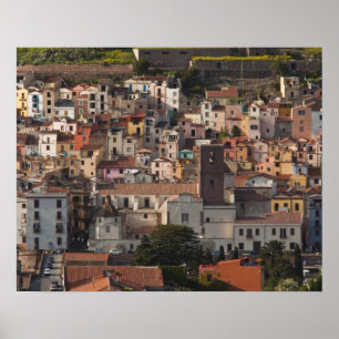 Italien, Sardinien, Bosa. Stadtblick mit Castello Poster