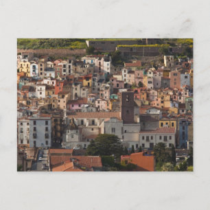 Italien, Sardinien, Bosa. Stadtblick mit Castello Postkarte