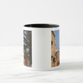 Italien, Sardinien, Cagliari. Gebäude und Palmen Tasse (Zentrum)