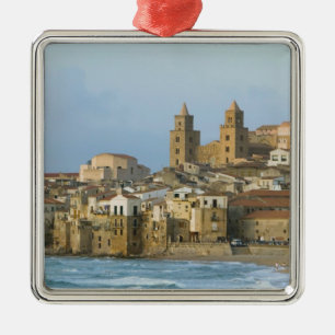 Italien, Sizilien, Cefalu, Blick mit Dom von 2 Silbernes Ornament