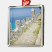 Italien, Sizilien, Cefalu, Cliffside Walkway, La Ornament Aus Metall (Links)