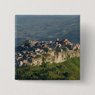 Italien, Sizilien, Enna, Calascibetta, Morgenansic Button