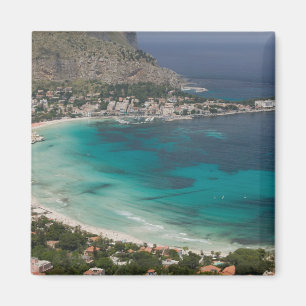 Italien, Sizilien, Mondello, Blick auf den Strand  Magnet