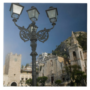 ITALIEN, Sizilien, TAORMINA: Piazza iX Aprile, San Fliese