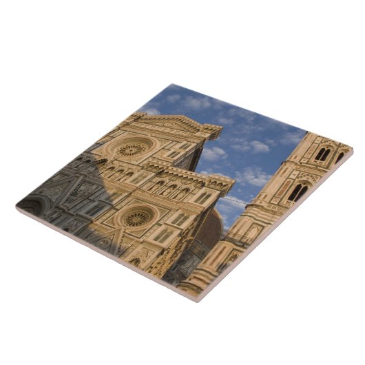 Italien, Toskana, Florenz. Der Dom. Fliese (Seite)