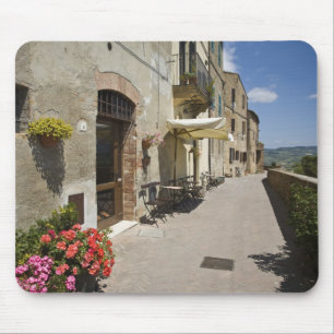 Italien, Toskana, Pienza. Äußerer Gehweg um Mousepad