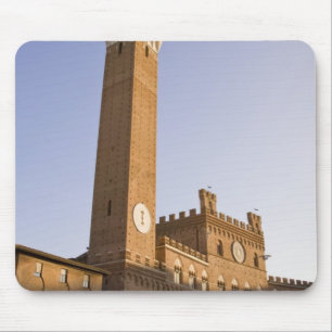 Italien, Toskana, Siena. Torre del Mangia am Mousepad