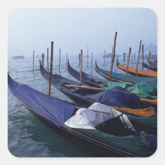Italien, Venedig. Gondeln. Quadratischer Aufkleber (Vorderseite)