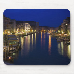 Italien, Venedig, Nachtansicht entlang des Grand 2 Mousepad