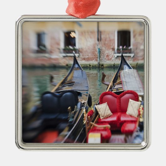 Italien, Venedig, Selektiver Fokus von Gondola in Ornament Aus Metall (Vorne)