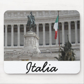 Italienische Flagge neben der antiken römischen Ru Mousepad