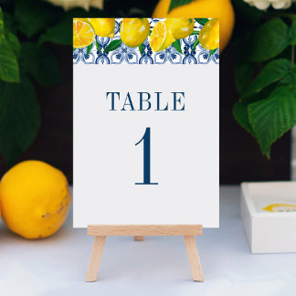 Italienische Hochzeit mit blauem Tile Watercolor Tischnummer