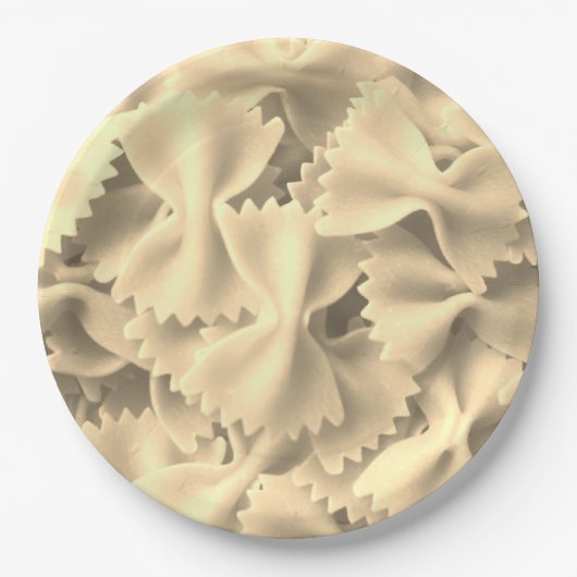 Italienische Küche (Nudelgerichte) am Abend Teller (Vorderseite)