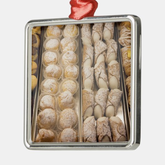 Italienisches Gebäck Silbernes Ornament (Links)