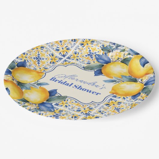 Italienisches Mittelmeer Tile & Lemon Brautparty Pappteller (Schrägansicht)