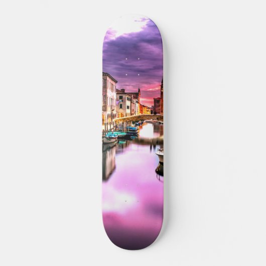 Italienskateboard. Skateboard (Vorderseite)