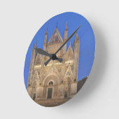 Italy, Umbria, Orvieto, Orvieto Cathedral Runde Wanduhr (Winkel)