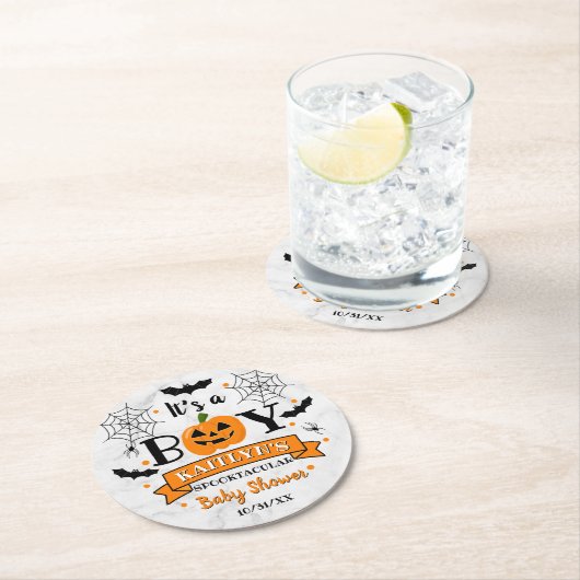 "It's a Boy" Kürbiskreifer Halloween-Kinderdusche Runder Pappuntersetzer (Vor Ort)