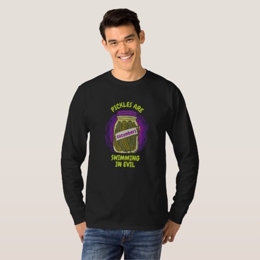 It's A Cucumber Swimming In Evil Cucumber Pickles T-Shirt (Vorne ganz)