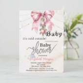 It's Cold Outside Bow Balls Lights Baby Shower Einladung (Stehend Vorderseite)