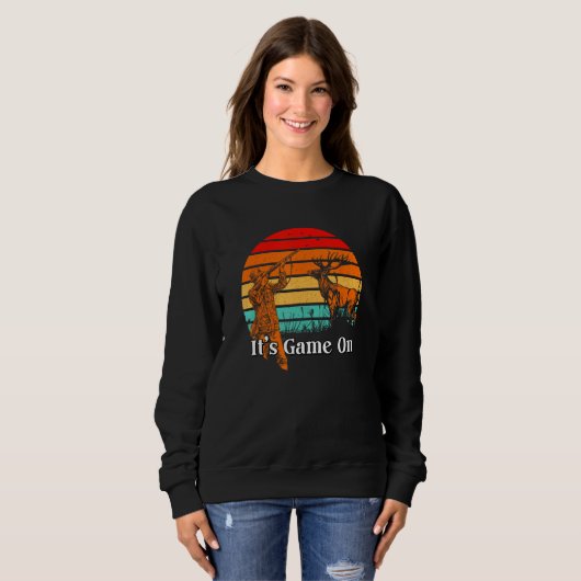 Its Game On Wild Animals Hunting Forest Animals Hu Sweatshirt (Vorne ganz)