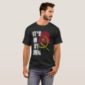 IT's IN MY DNA Angola Flag Angolan T-Shirt (Vorne ganz)