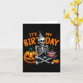 It's My Birthday Skeleton Happy Halloween Birthday Karte (Gelbe Blume)