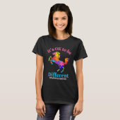 Its Ok To Be Different Autism Awareness Acceptance T-Shirt (Vorne ganz)