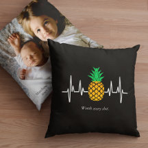 IVF Baby Ananas mit jedem Shot-Foto