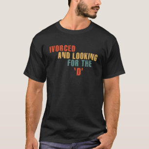 Ivoriert und auf der Suche nach dem "Funny Online T-Shirt