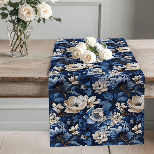 Ivory and Blue Flowers Luxury Table Runner Großer Tischläufer