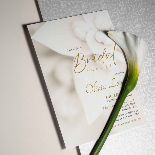 Ivory Bloom & Elegantes Gold Script Brautparty Einladung