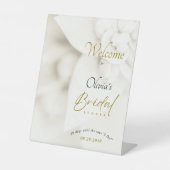 Ivory Bloom & Gold Script Bridal Shower Welcome Sockelschild (Vorderseite)