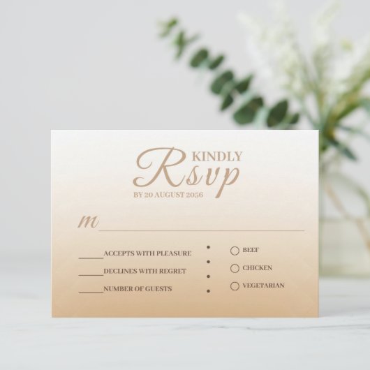 Ivory Champagne Gradient Wedding RSVP Card (Stehend Vorderseite)